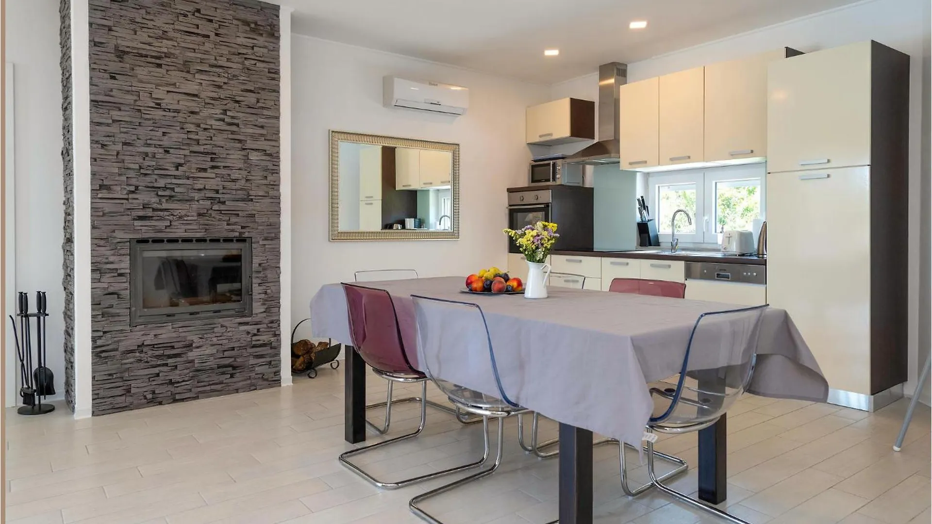 Ferienhaus Amazing Home In Marici With Kitchen Veli Turini